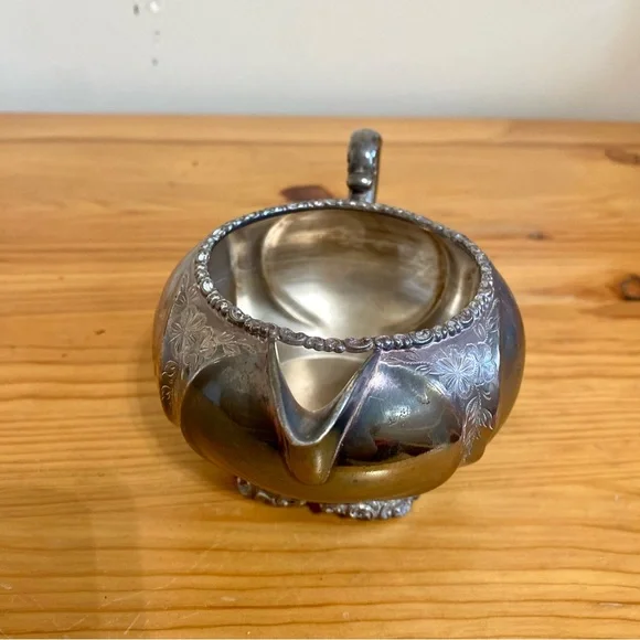 Vintage Silver Creamer Rockford Silver Plate Co. Antique Victorian Classic - Picture 2 of 7